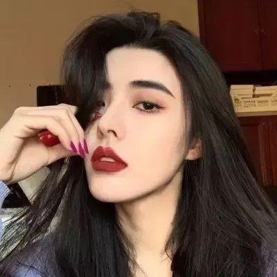 克莱尔的相机